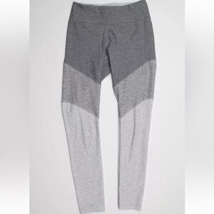 OUTDOOR VOICES gray springs 7/8 leggings size medium